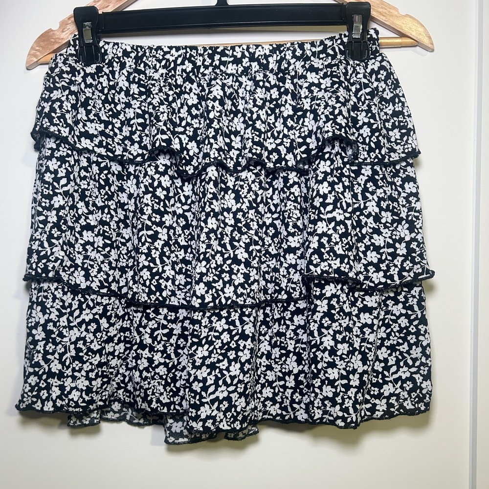 Pink Lily Black and White Bubble Mini Skirt